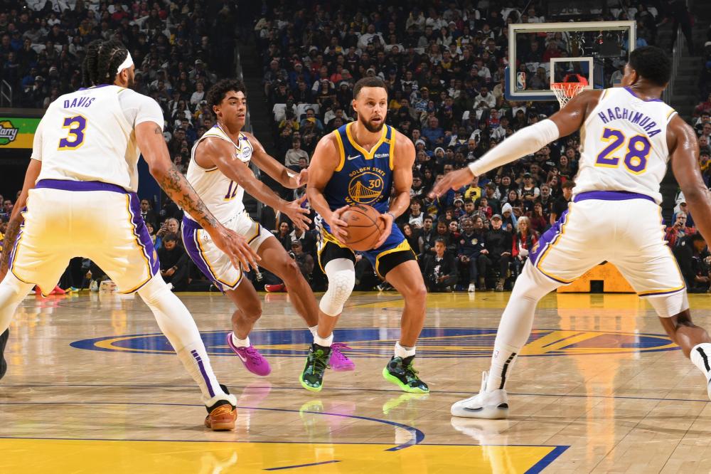 曼联虽然在 曼联虽然在